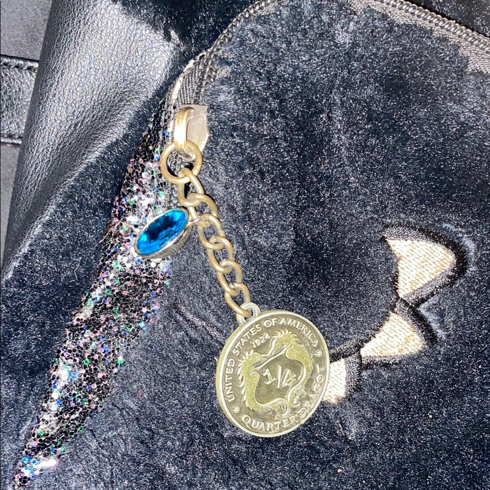 Fanatic beast and we’re to find them Niffler mini backpack - Picture 4 of 4